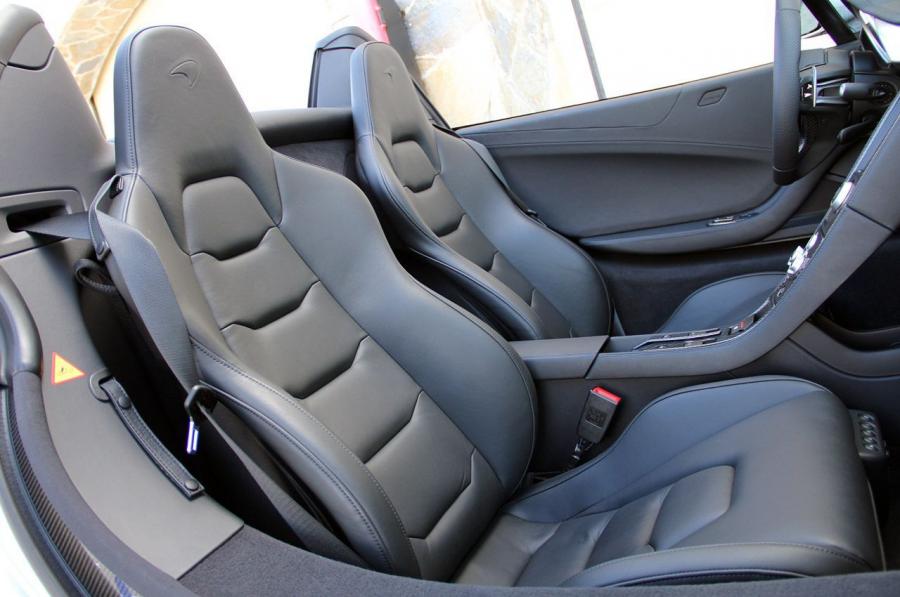  McLaren MP4-12C Spyder 2012 года  (фото 180 из 270)